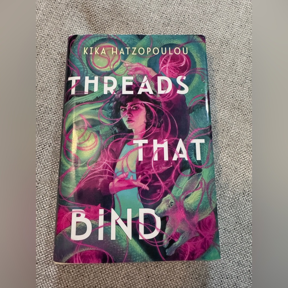Threads That Bind by Kika Hatzopoulou Fantasy Fiction